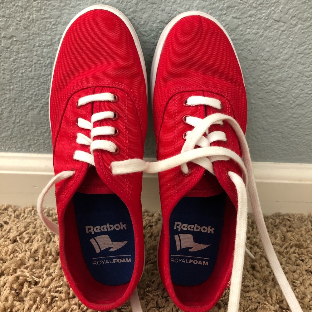 6.5 red rebook royal foam tennis shoes